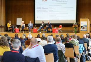 Podiumsdiskussion der DGWF Jahrestagung 2022 an der Berlin Professional School