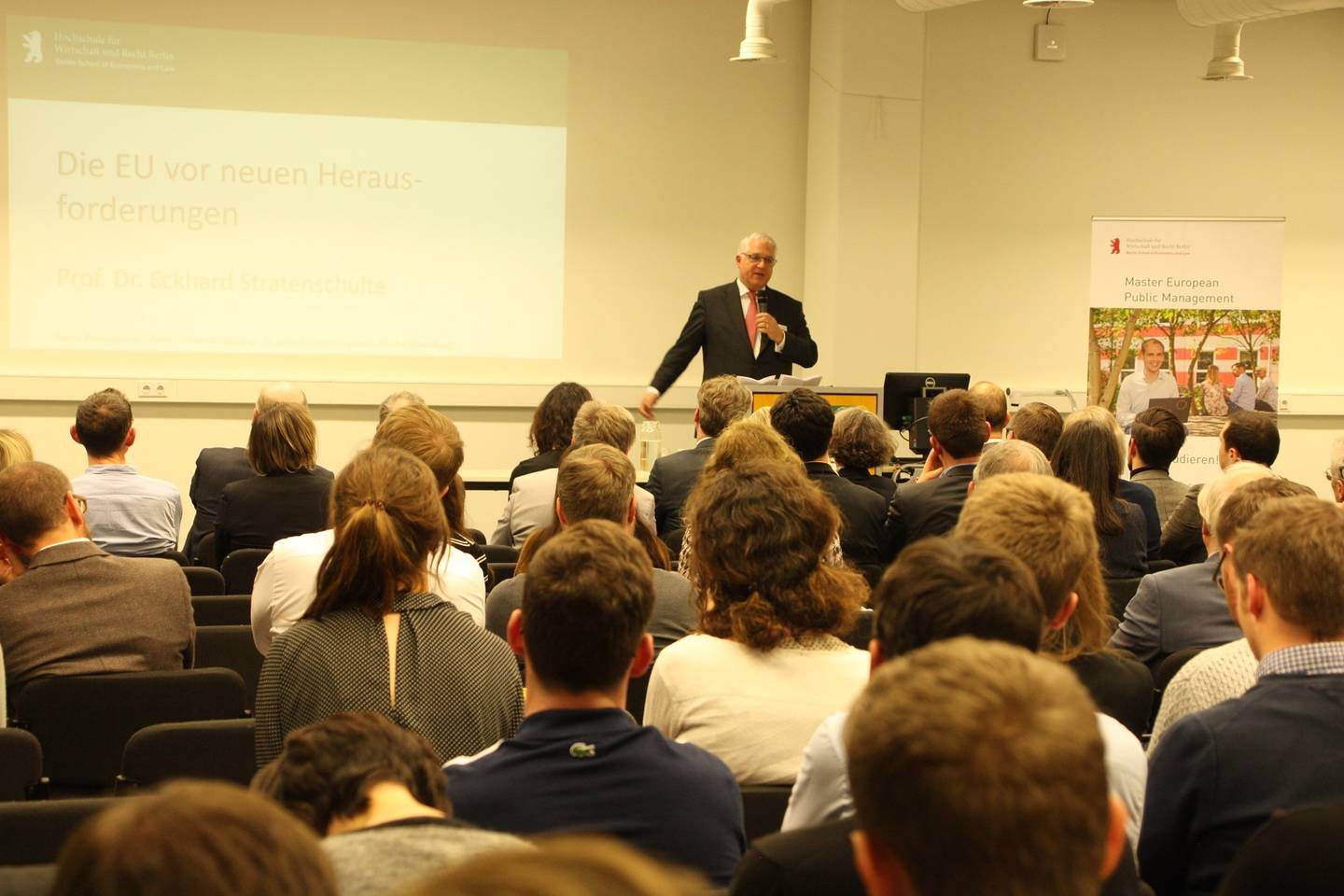 Prof. Dr. Eckhart Stratenschulte, Leiter der Europäischen Akademie Berlin a.D., Geschäftsführender Vorstand der Deutschen Nationalstiftung, Hamburg