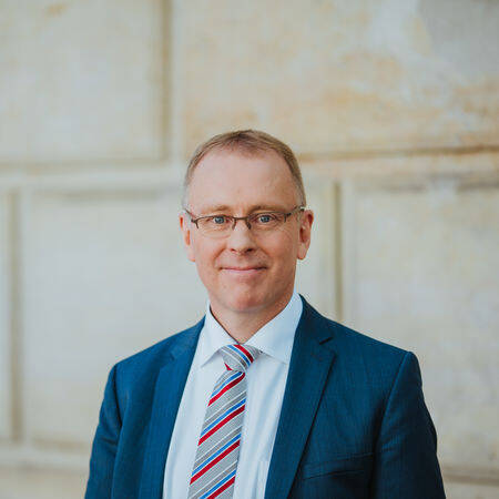 Prof. Dr. Hartmut Aden Prof. Dr. Hartmut Aden