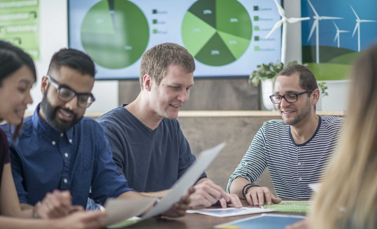 Teilnehmerinnen und Teilnehmer | Zertifikat Sustainable Finance